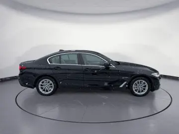 BMW 530e xDrive H&K
