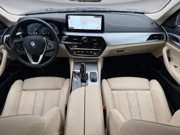 BMW 530e xDrive H&K