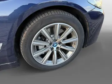 BMW 530e xDr. LuxuryL Ventilation 360 DAProf H&K