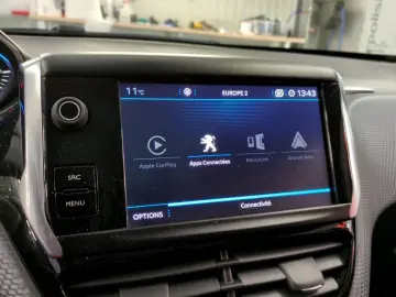 Peugeot 2008 2018 44.000 KM Crossway Panoramic Rate Garantie