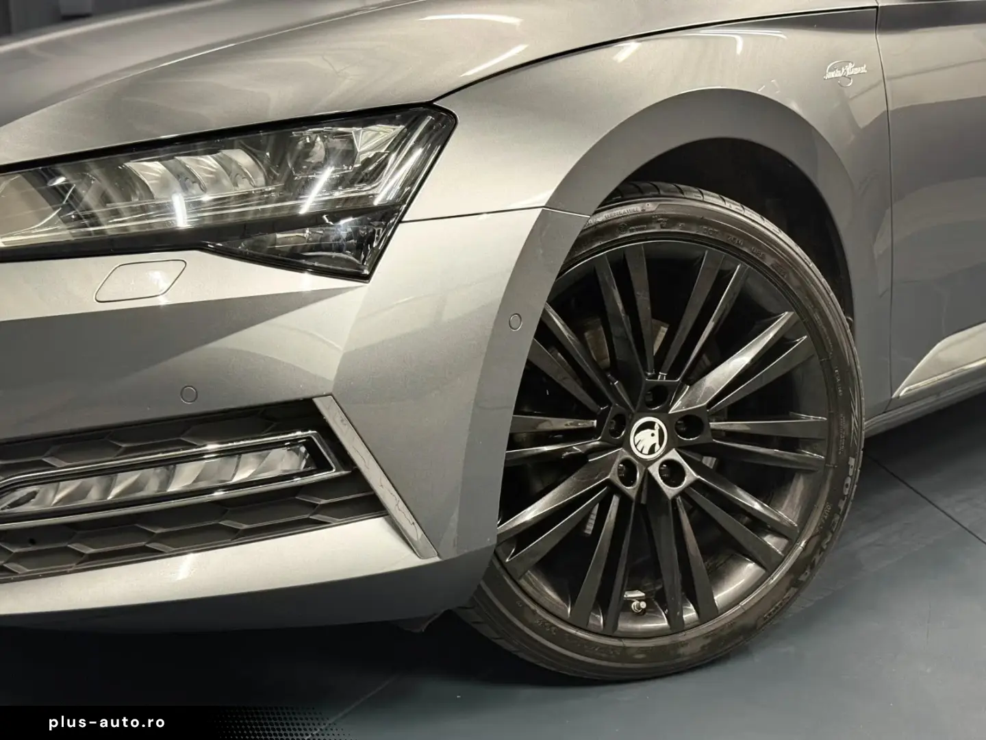 Skoda Superb Lim. L&K 4x4  19Zoll PANORAMA