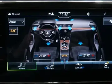 Skoda Superb Combi Scout 4x4 ACC PANO AHK 360  Matrix