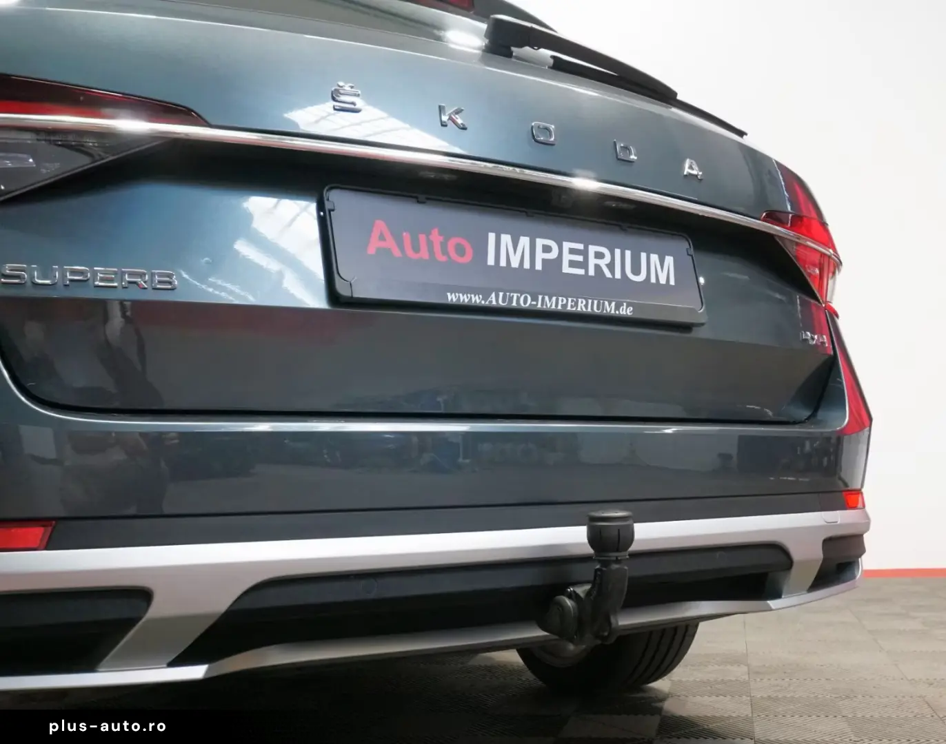 Skoda Superb Combi Scout 4x4 ACC PANO AHK 360  Matrix