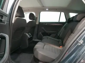 Skoda Superb Combi Scout 4x4 ACC PANO AHK 360  Matrix