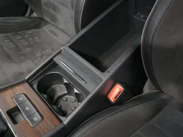 Skoda Superb Combi Scout 2.0 TDI 4x4 ACC AHK 360 MATRIX