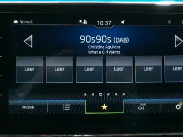 Skoda Superb Combi Scout 2.0 TDI 4x4 ACC AHK 360 MATRIX