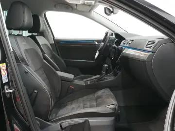 Skoda Superb Combi Scout 2.0 TDI 4x4 ACC AHK 360 MATRIX