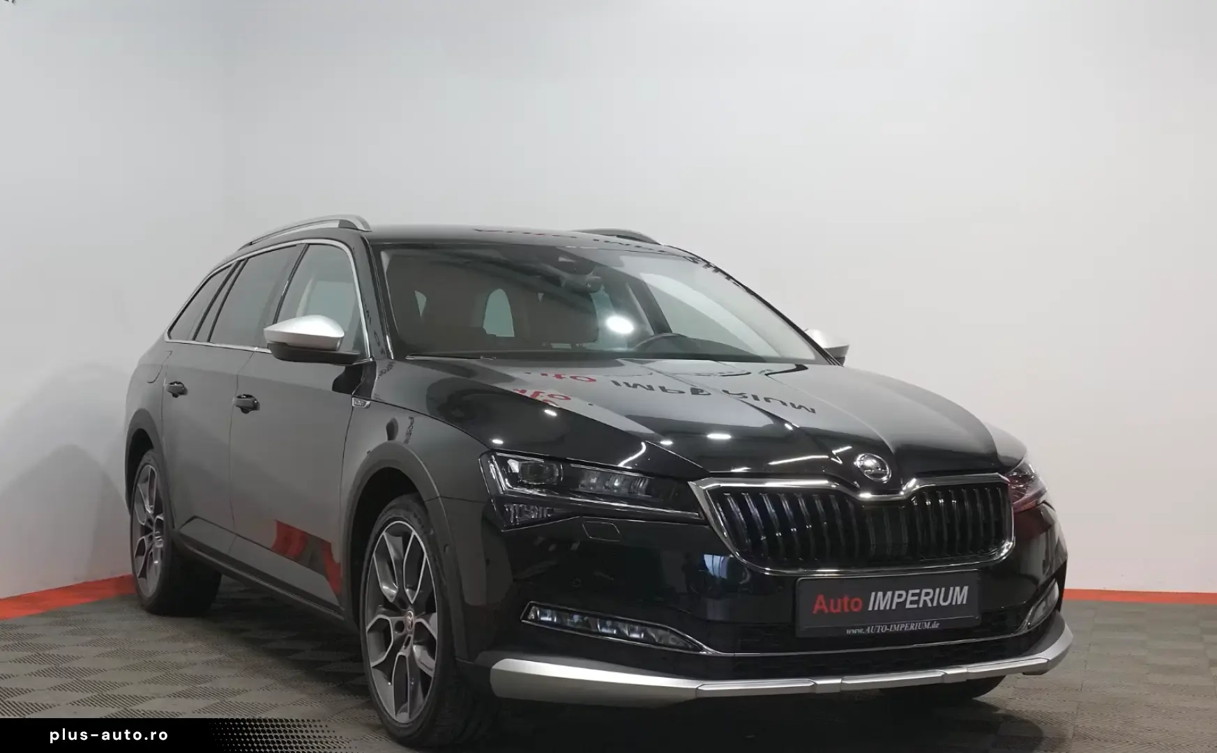 Skoda Superb Combi Scout 2.0 TDI 4x4 ACC AHK 360 MATRIX