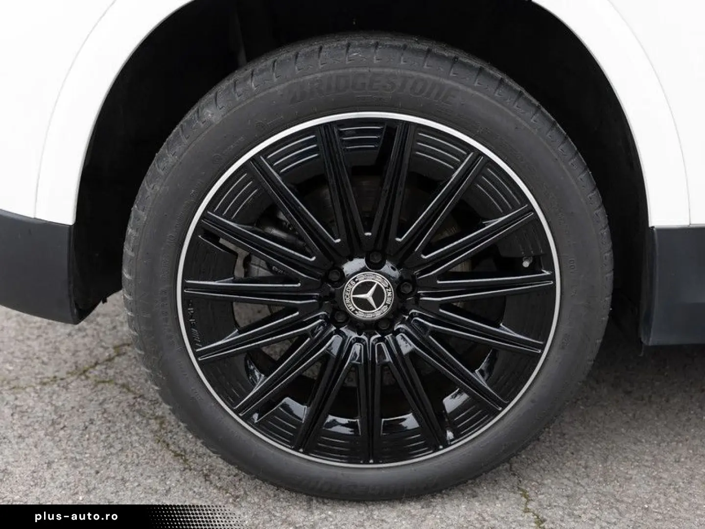 MERCEDES-BENZ GLA 250 4M AMG