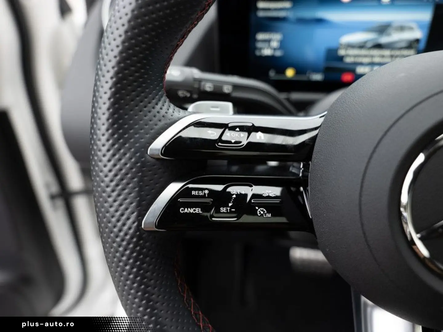 MERCEDES-BENZ GLA 250 4M AMG