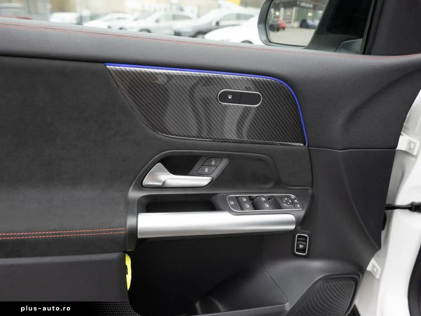 MERCEDES-BENZ GLA 250 4M AMG