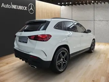 MERCEDES-BENZ GLA 250 4M AMG Line