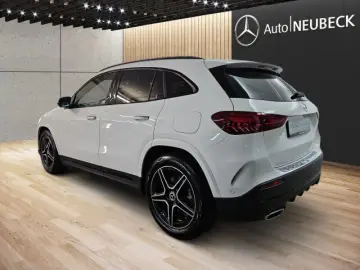 MERCEDES-BENZ GLA 250 4M AMG Line
