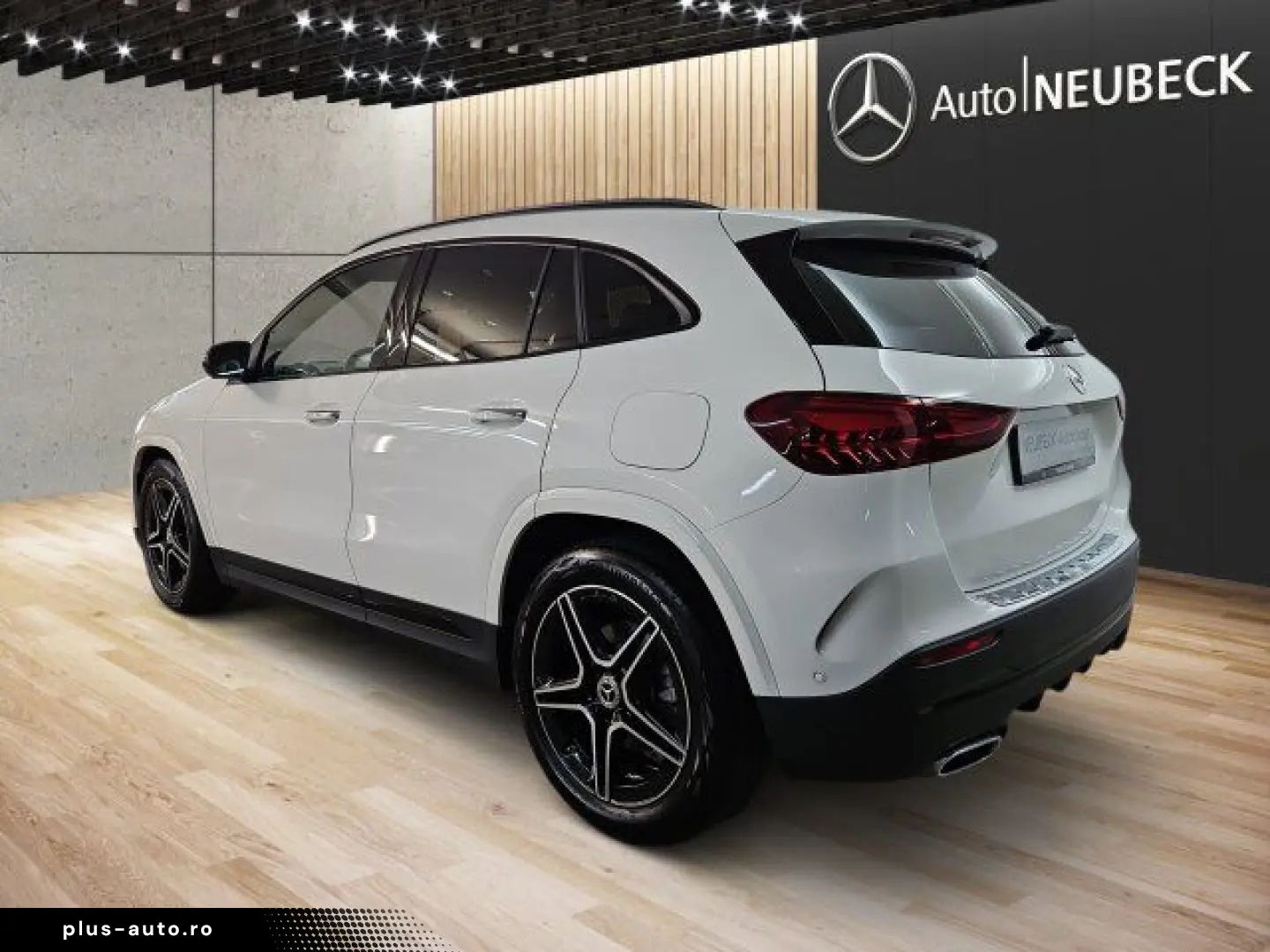 MERCEDES-BENZ GLA 250 4M AMG Line