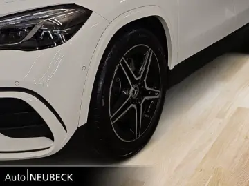 MERCEDES-BENZ GLA 250 4M AMG Line