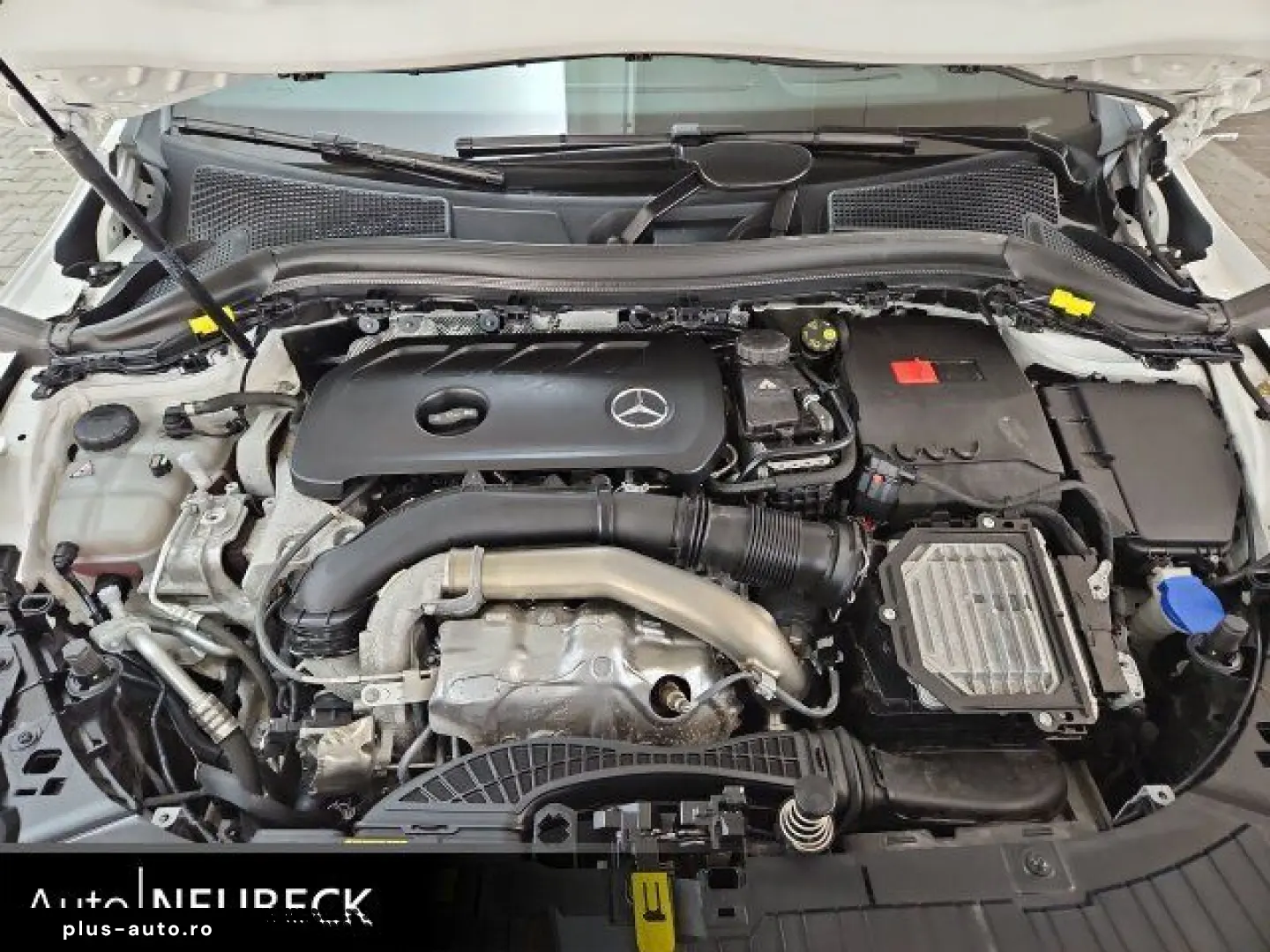 MERCEDES-BENZ GLA 250 4M AMG Line