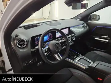 MERCEDES-BENZ GLA 250 4M AMG Line