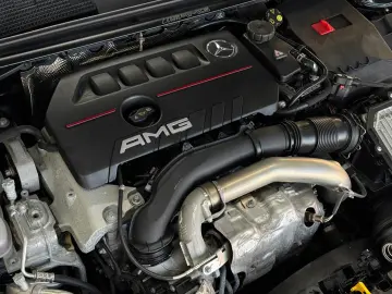 MERCEDES-BENZ CLA 35 AMG