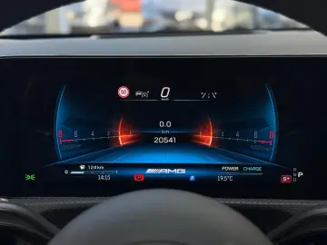 MERCEDES-BENZ CLA 35 AMG