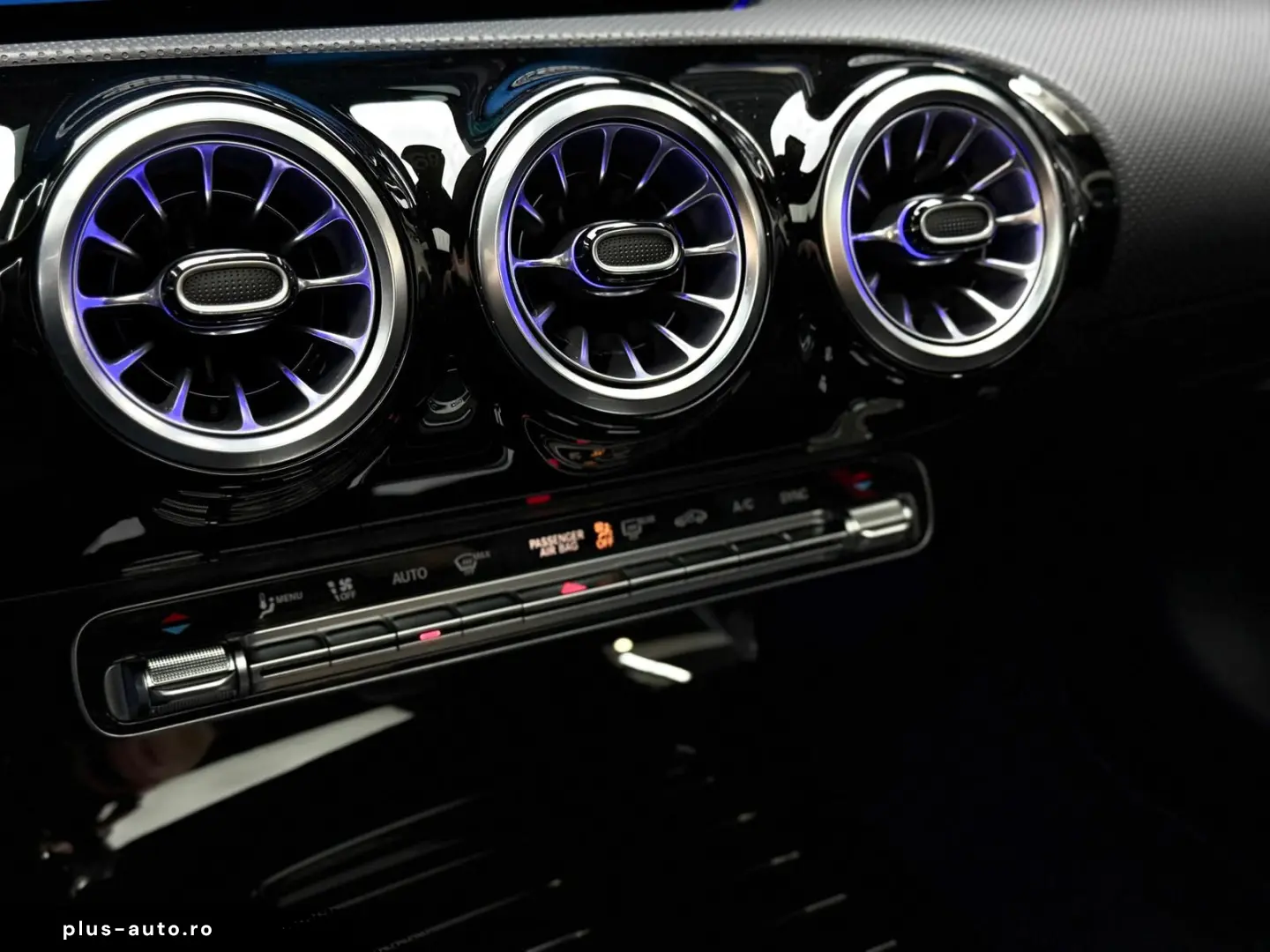 MERCEDES-BENZ CLA 35 AMG