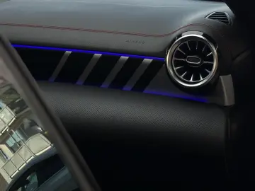 MERCEDES-BENZ CLA 35 AMG