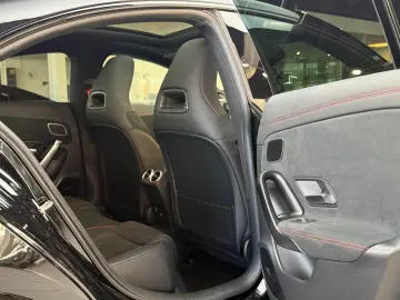 MERCEDES-BENZ CLA 35 AMG