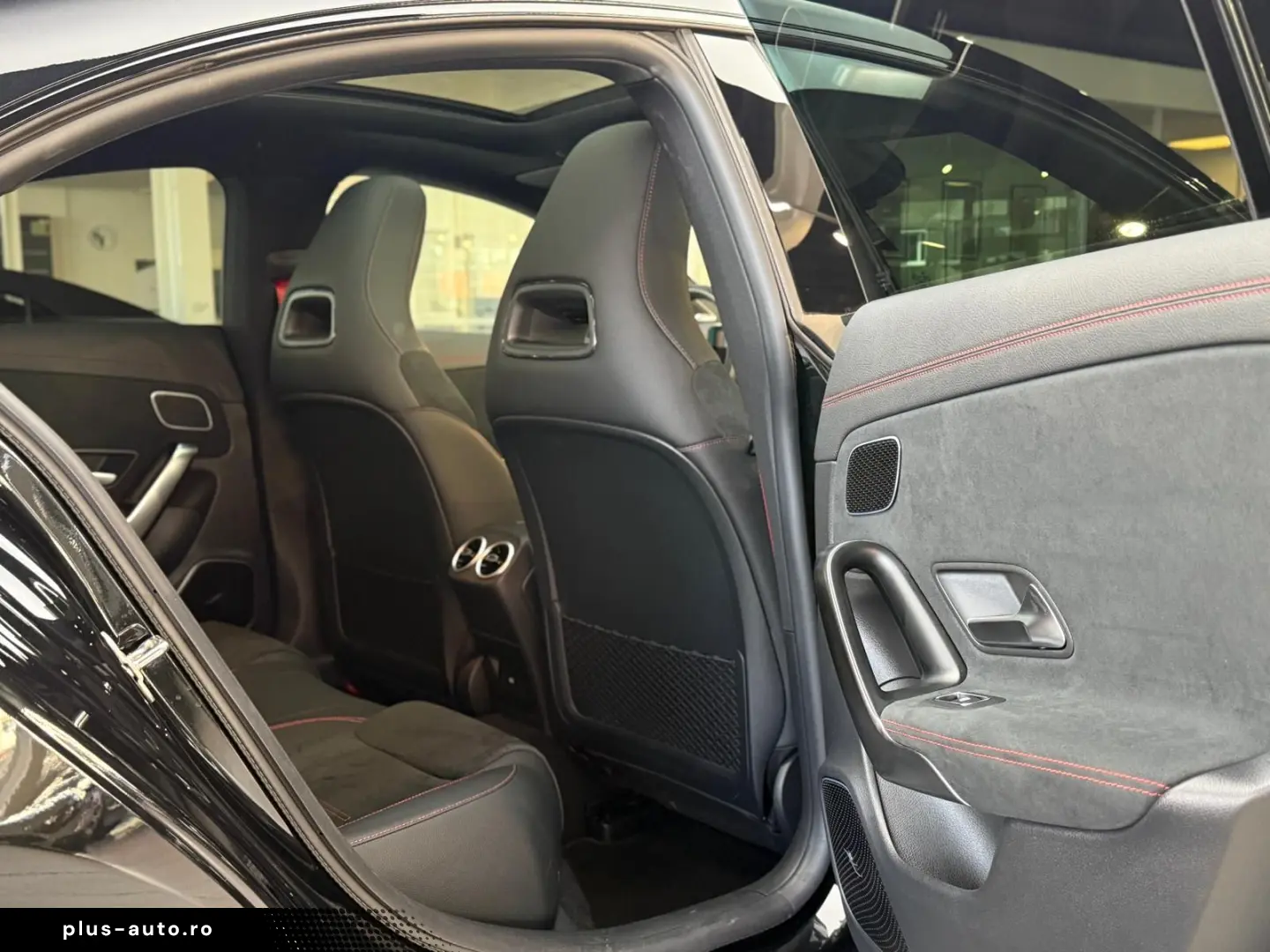 MERCEDES-BENZ CLA 35 AMG