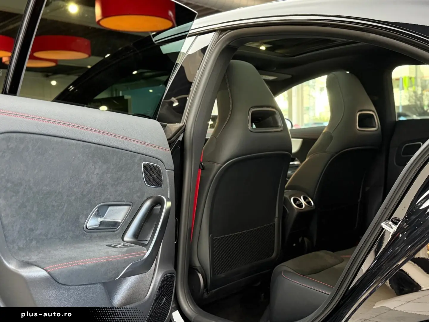 MERCEDES-BENZ CLA 35 AMG