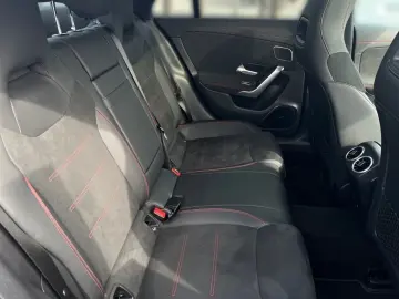 MERCEDES-BENZ CLA 220 4M Coupe