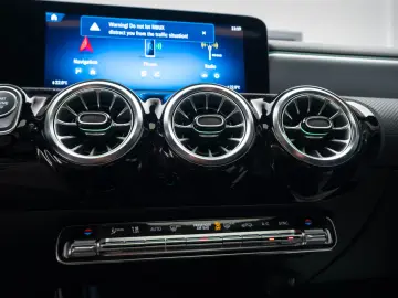 Mercedes Benz A 35 AMG 4 Matic