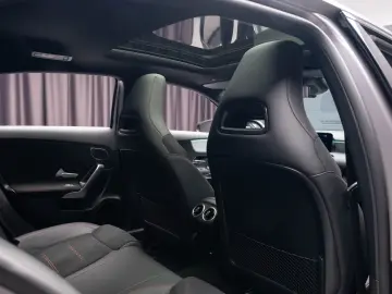 Mercedes Benz A 35 AMG 4 Matic
