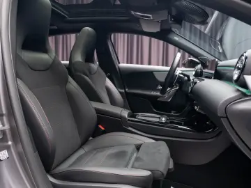 Mercedes Benz A 35 AMG 4 Matic