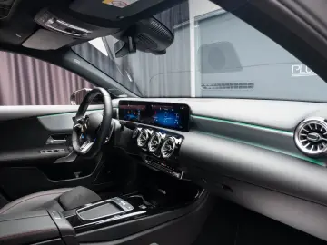 Mercedes Benz A 35 AMG 4 Matic