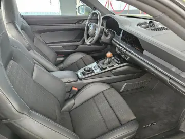PORSCHE 992 Carrera T  SportDesign 360  HAL Klappe BOSE
