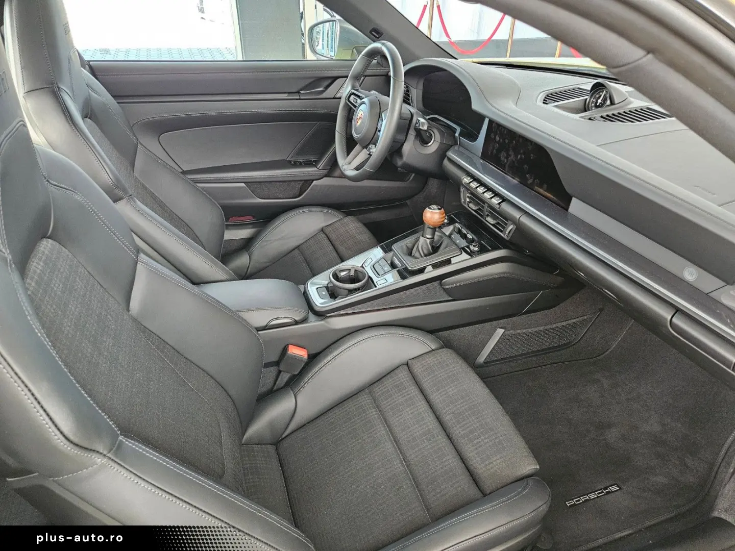 PORSCHE 992 Carrera T  SportDesign 360  HAL Klappe BOSE