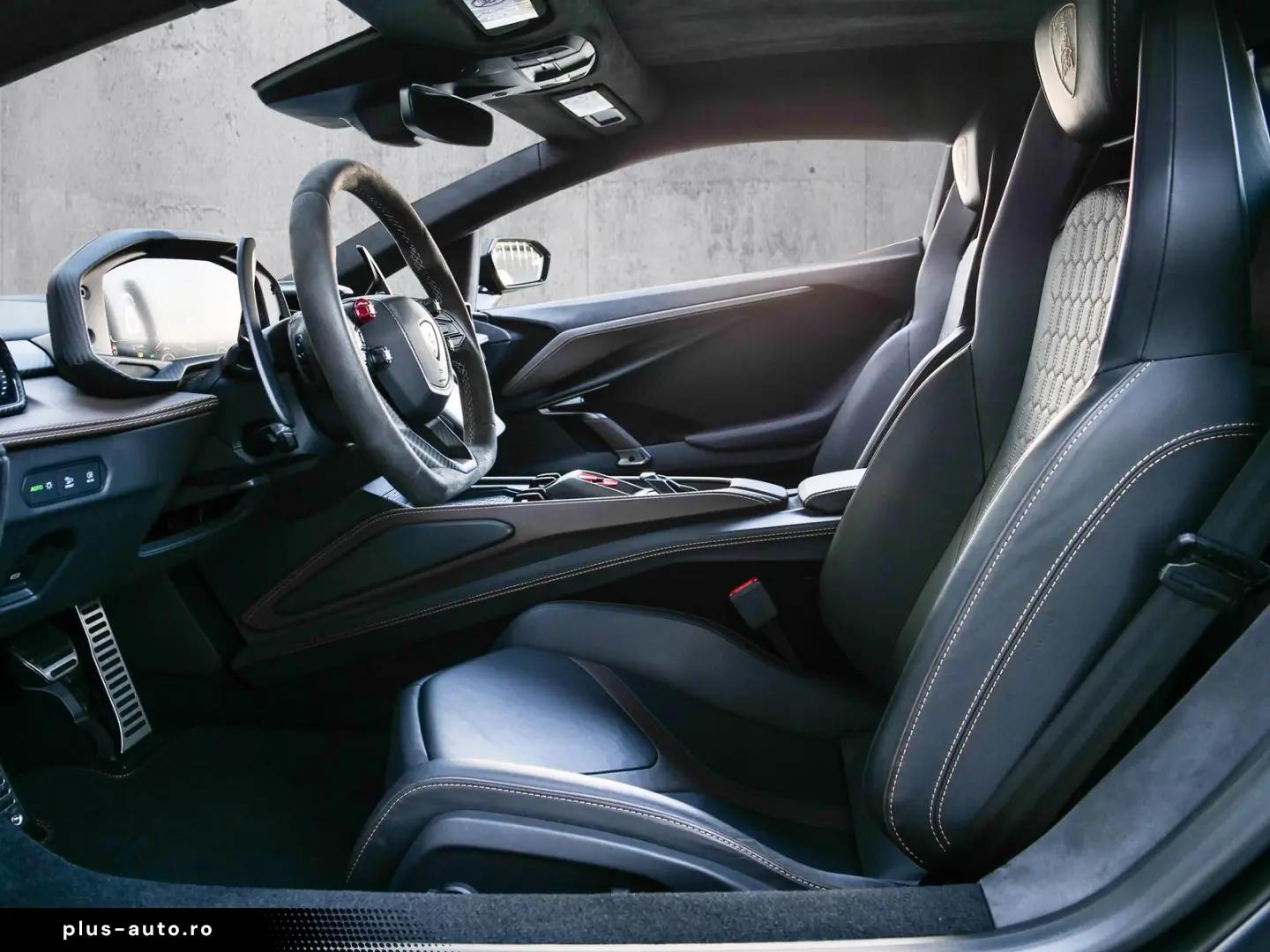 LAMBORGHINI Revuelto Marrone Apus  Full PPF