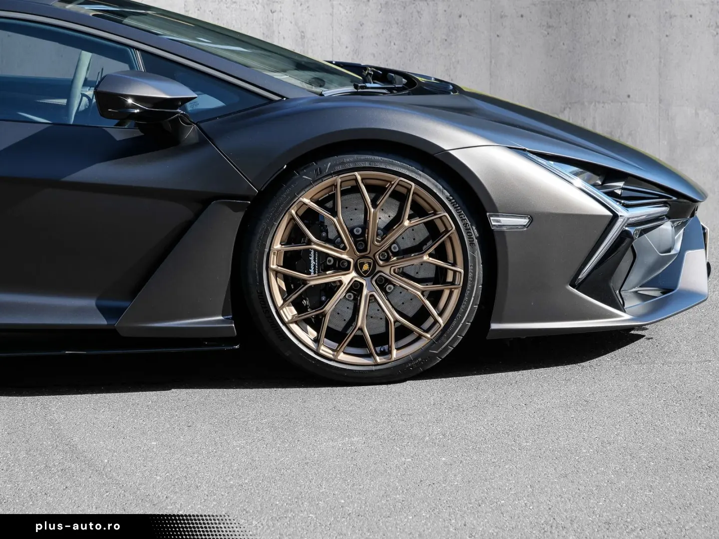 LAMBORGHINI Revuelto Marrone Apus  Full PPF