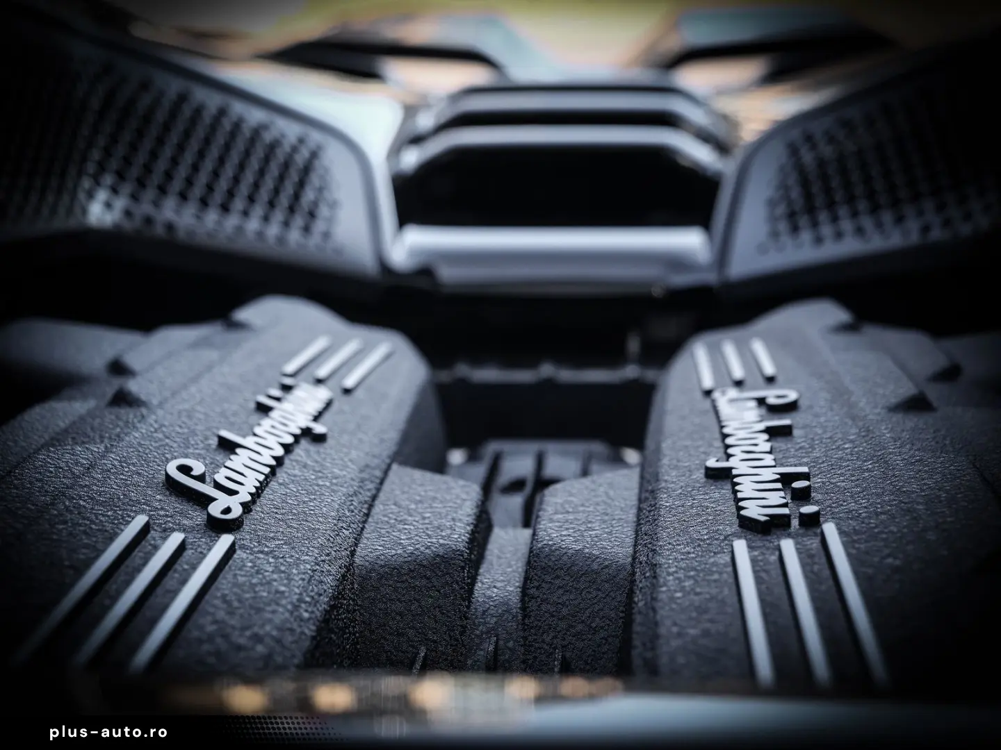 LAMBORGHINI Revuelto Marrone Apus  Full PPF