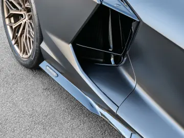 LAMBORGHINI Revuelto Marrone Apus  Full PPF