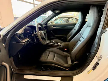 PORSCHE 911 992 Carrera AERO-Kit  MARTINI  SAA  MY25