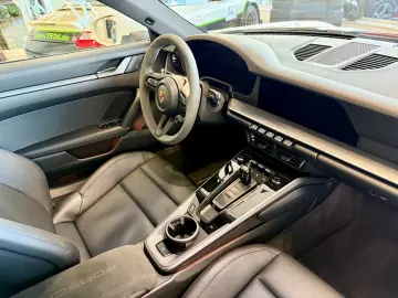 PORSCHE 911 992 Carrera AERO-Kit  MARTINI  SAA  MY25