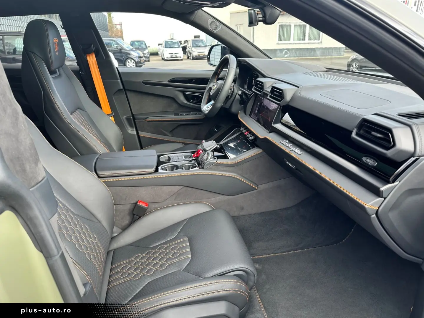 LAMBORGHINI Urus 4.0 V8  SE HYBRID STYLE-PACKAGE PANO 23-ZOL