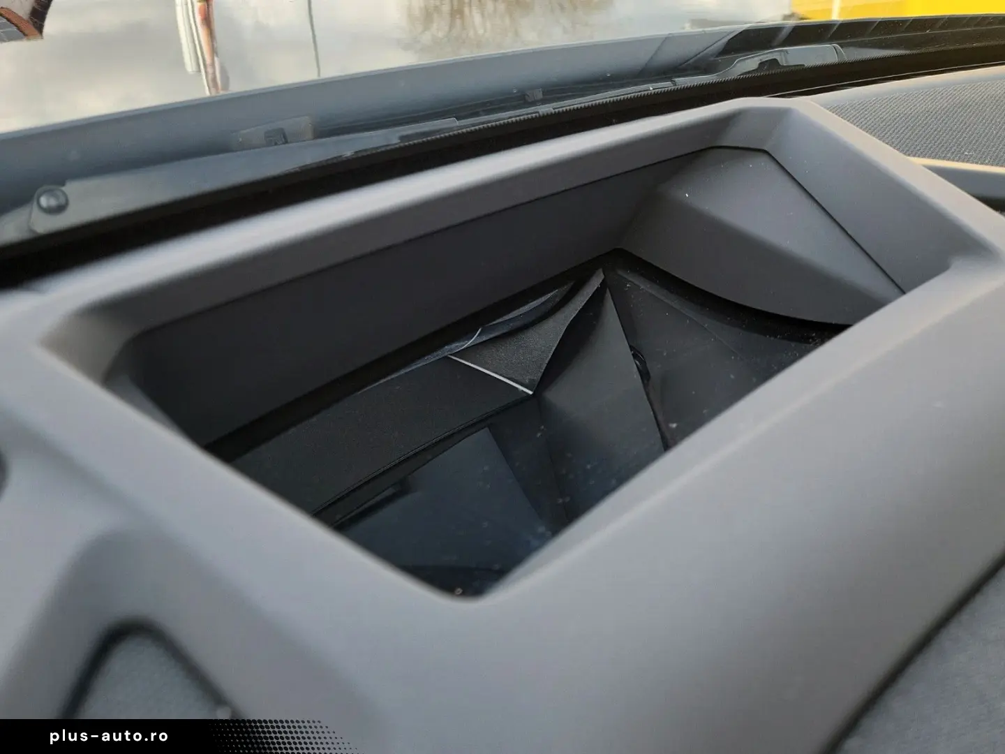 BMW XM Soft-Close Bowers&Wilkins 360  23