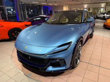 FERRARI Purosangue V12 FULL-CARBON-BLUE PANORAMA