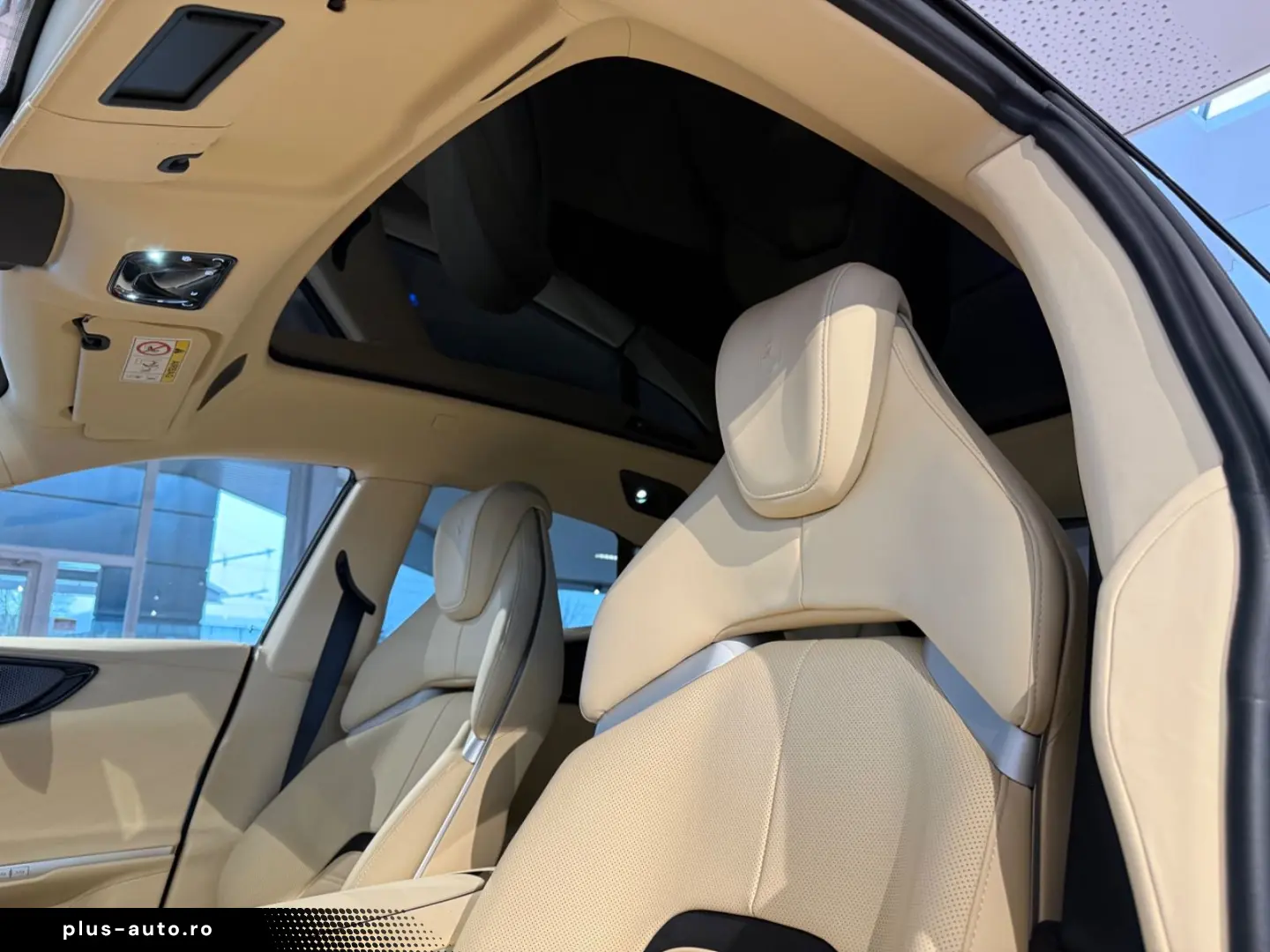 FERRARI Purosangue V12 FULL-CARBON-BLUE PANORAMA