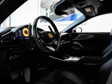 FERRARI Purosangue ~Ferrari Munsterhuis~