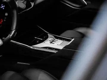 FERRARI Purosangue ~Ferrari Munsterhuis~