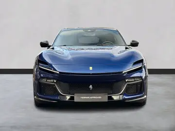 FERRARI Purosangue  Embleme HiFi PDC Klima Leder