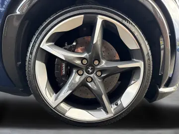 FERRARI Purosangue  Embleme HiFi PDC Klima Leder