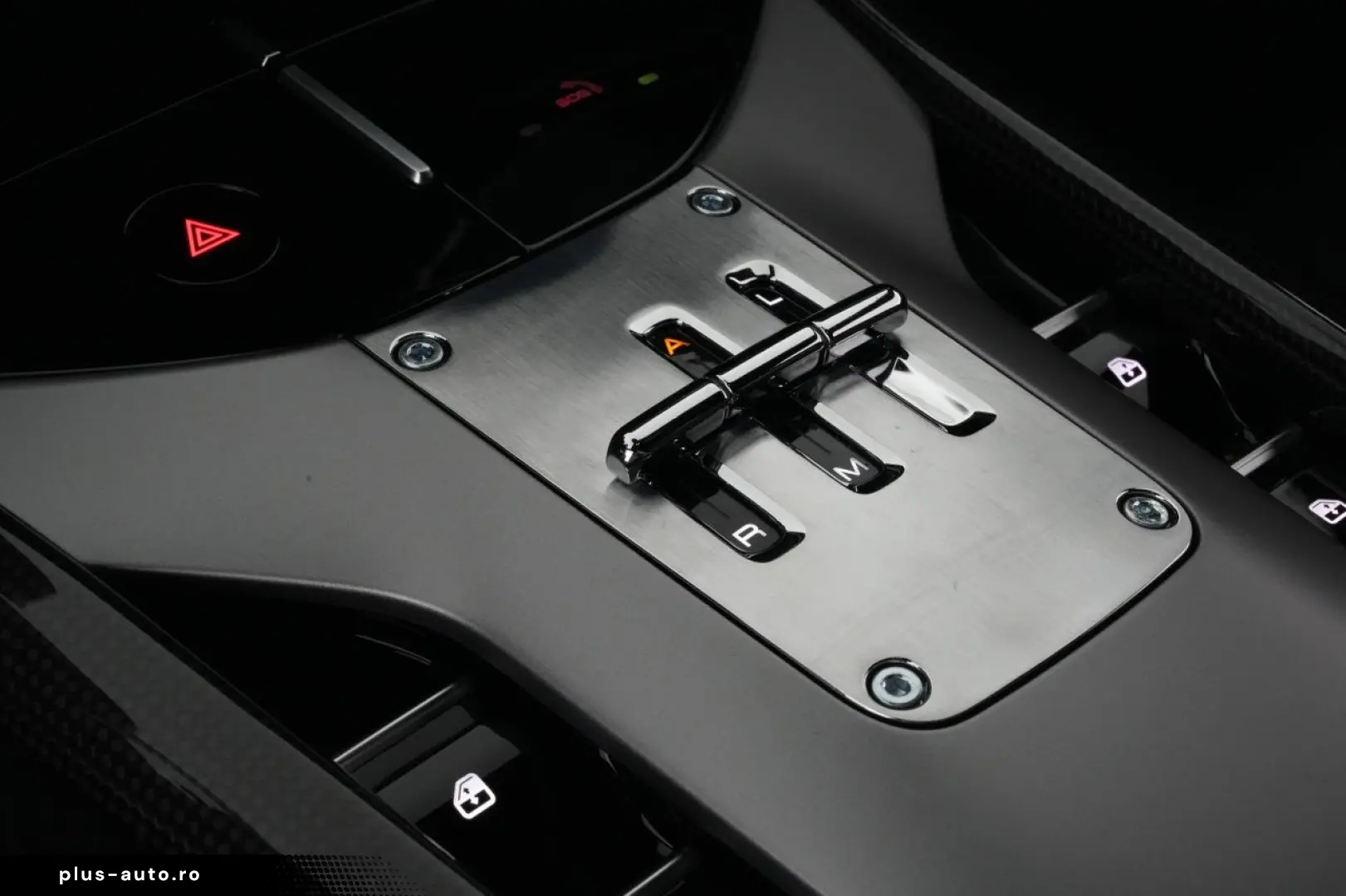 FERRARI Purosangue Full Carbon  Massage Ventilated Seats